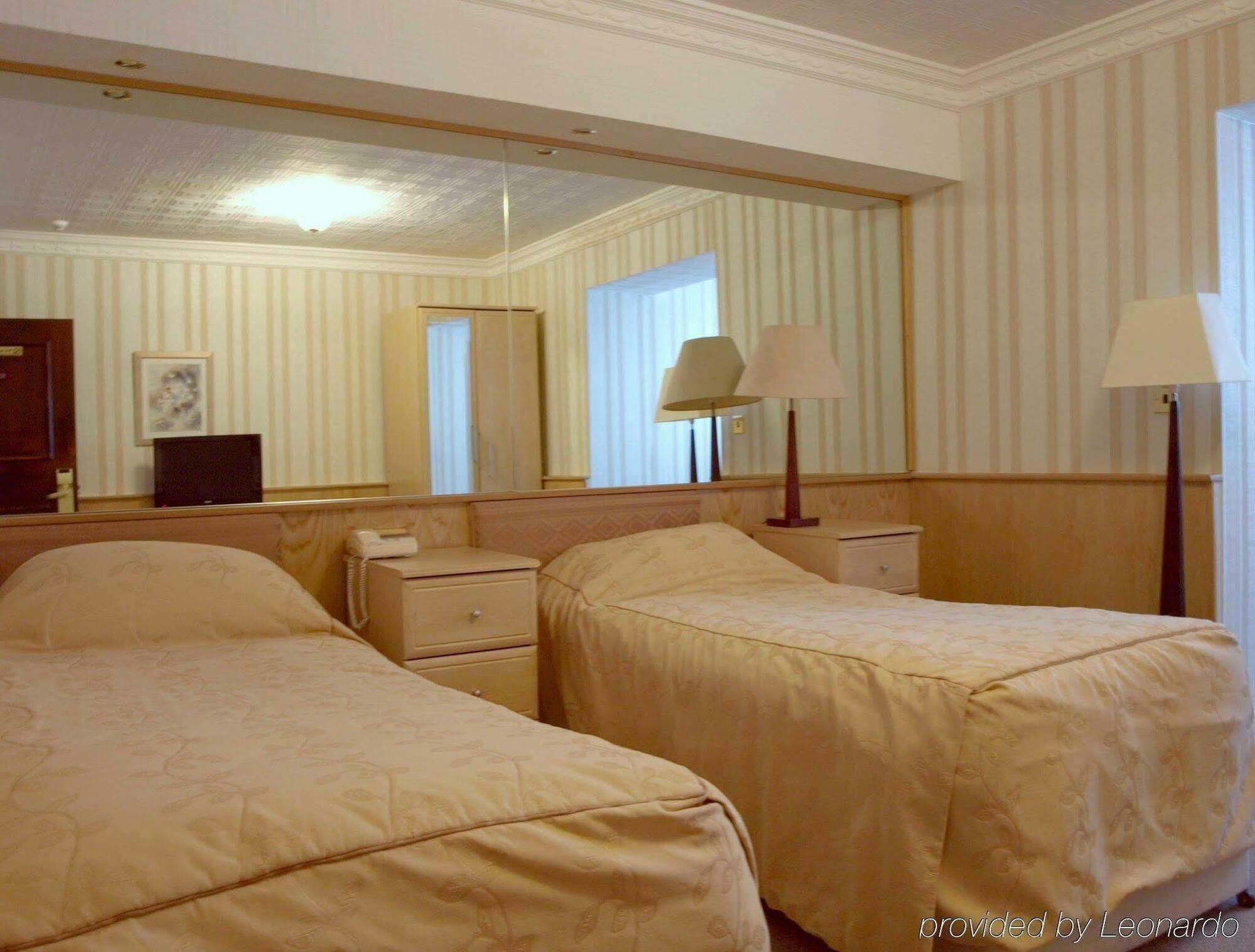 ليثام سانت أنيه Clifton Park Hotel - Exclusive To Adults الغرفة الصورة
